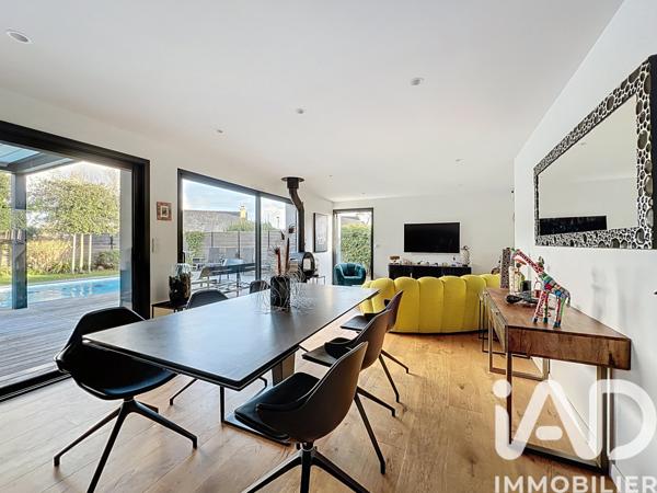 Maison à vendre 6 pièces 143 m² Larmor-Plage