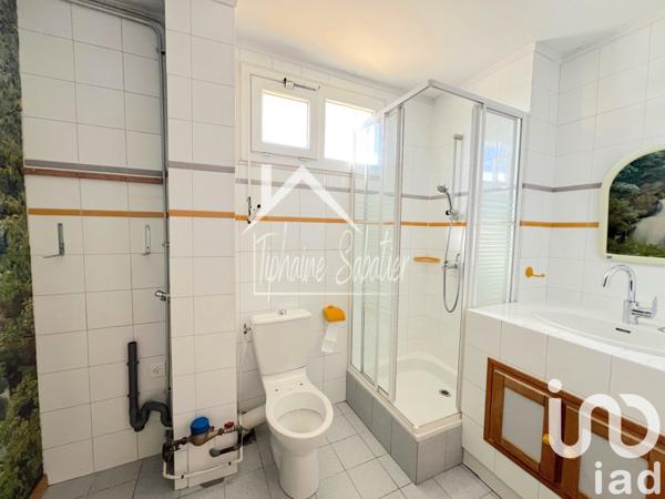 Appartement 3 pièces de 50 m² à Bourgoin-Jallieu (38300)