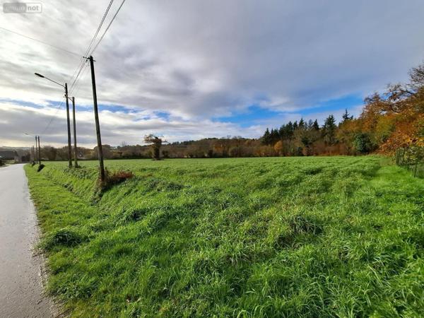 Terrain à Batir à vendre à Saint-Nicolas-du-Pélem dans les Côtes-d'Armor (22480), ref : 22075-TBA01651