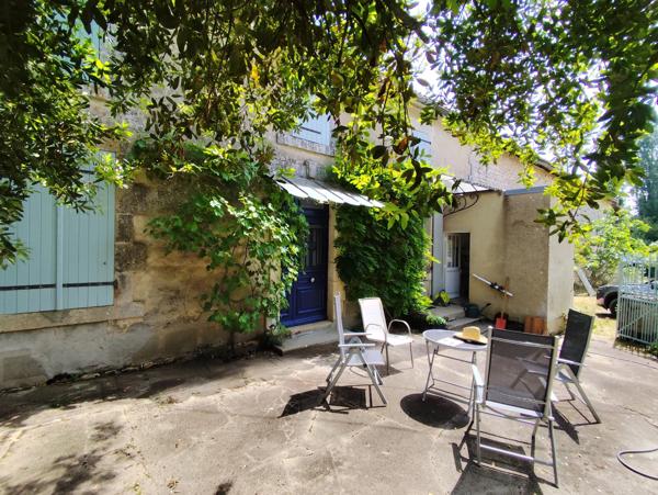 Élégante maison de village de style Belle Époque comprenant 4 chambres, un jardin, des granges et un potentiel exceptionnel