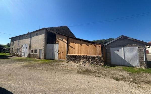 Maison à vendre    3 pièces •  Graffigny-Chemin