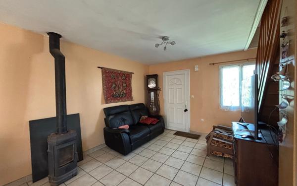 Maison à vendre    6 pièces •  Esquibien