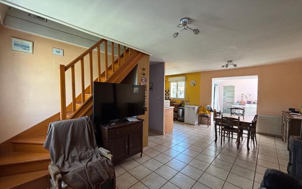 Maison à vendre    6 pièces •  Esquibien