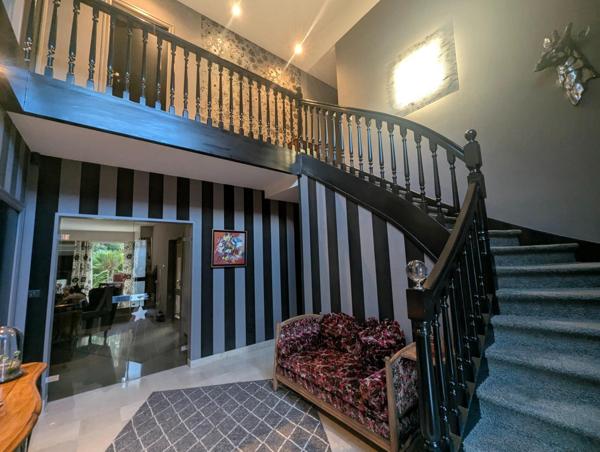 Saint-Grégoire centre – Spacieuse maison d'architecte au cœur d’un quartier prisé