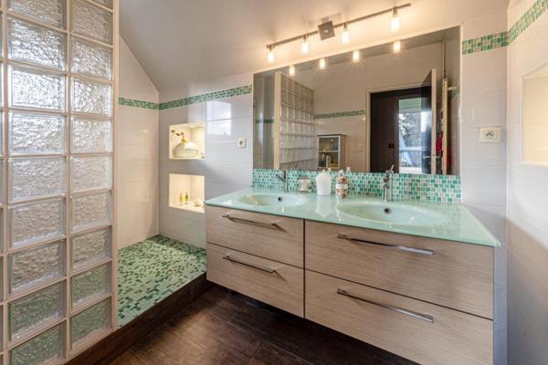 Saint-Grégoire centre – Spacieuse maison d'architecte au cœur d’un quartier prisé