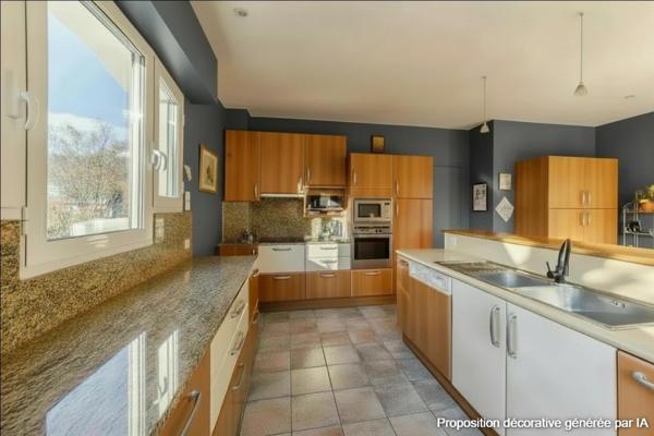 Saint-Grégoire centre – Spacieuse maison d'architecte au cœur d’un quartier prisé