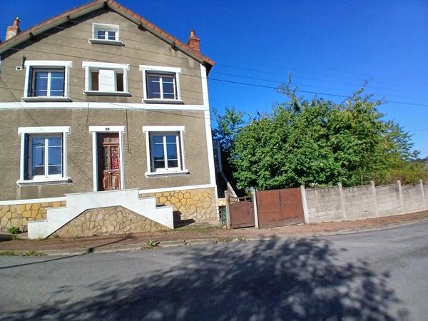 Vente                                                      Maison
                        
                     6 pièces                      117 m2                     à La Machine