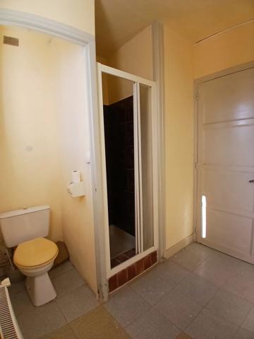Vente                                                      Maison
                        
                     6 pièces                      117 m2                     à La Machine
