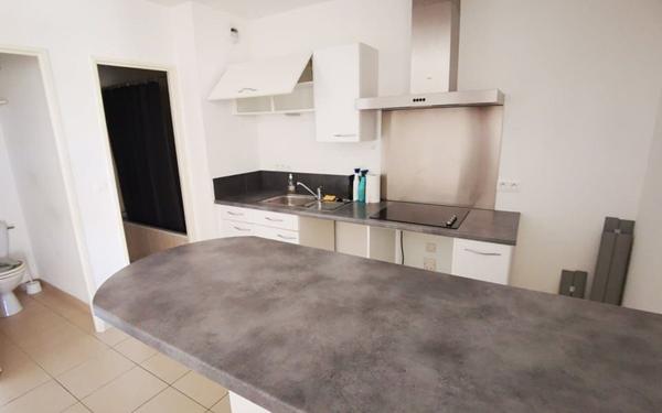 Appartement à vendre    2 pièces •  Pertuis