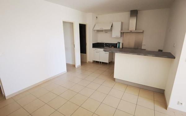 Appartement à vendre    2 pièces •  Pertuis