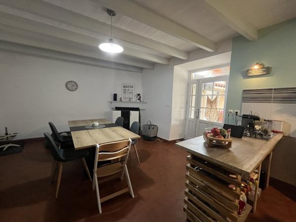 Maison à vendre |  Saint-Germain-de-Confolens |  3 pièces | 130 m²