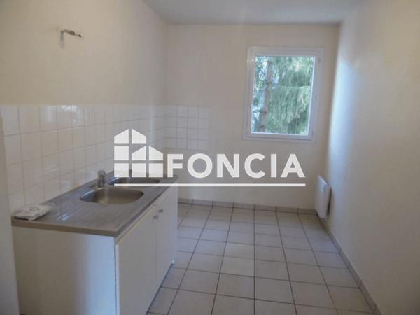 Location Appartement 2 pièces 45.4 m² - CLOS DE LA CHAPELLE La Chapelle Saint Mesmin 45380