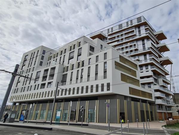 Bordeaux Appartement T2- 1 Chambre-Balcon et parking