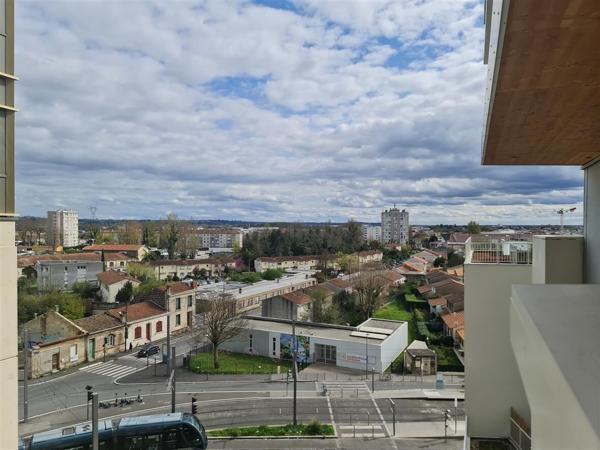 Bordeaux Appartement T2- 1 Chambre-Balcon et parking