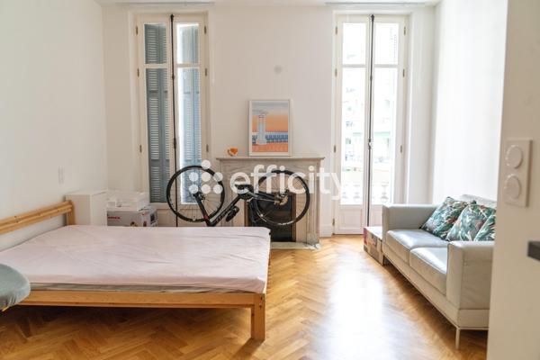 Appartement 6 pièces - 129 m²