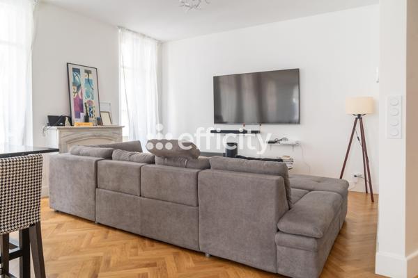 Appartement 6 pièces - 129 m²