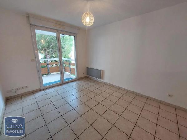 Appartement à louer 2 pièces 32.65m² Clermont-l'Hérault (34800)