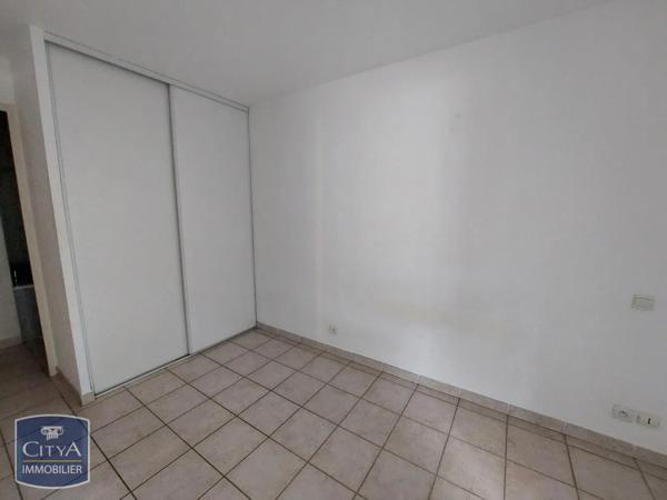 Appartement à louer 2 pièces 32.65m² Clermont-l'Hérault (34800)
