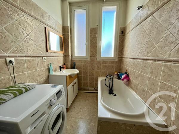 Appartement F3 à vendre  3 pièces - 71 m2 ST ETIENNE - 42