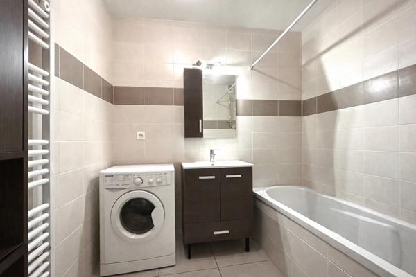 ALBERTVILLE (73) - APPARTEMENT type 2 de 49m2 en Rez de jardin