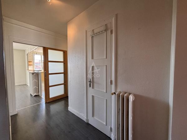 Appartement balcon, garage, proche centre