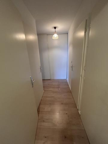 F3 de 60 m2 + une cave + 2 places de parking à PFASTATT (68120) 147 000 € H.A.I.*