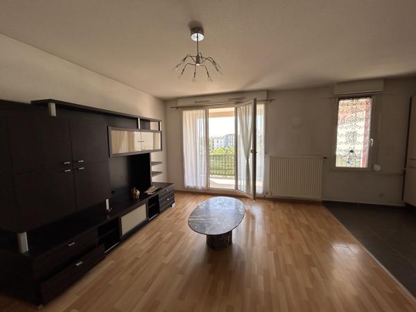 F3 de 60 m2 + une cave + 2 places de parking à PFASTATT (68120) 147 000 € H.A.I.*