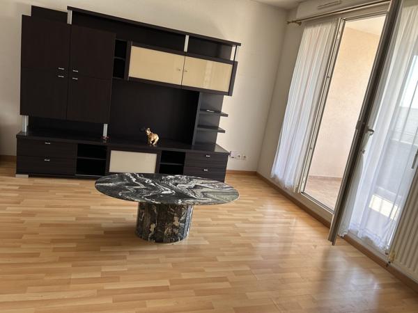 F3 de 60 m2 + une cave + 2 places de parking à PFASTATT (68120) 147 000 € H.A.I.*