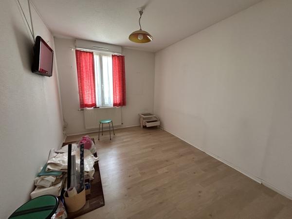 F3 de 60 m2 + une cave + 2 places de parking à PFASTATT (68120) 147 000 € H.A.I.*