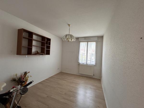 F3 de 60 m2 + une cave + 2 places de parking à PFASTATT (68120) 147 000 € H.A.I.*