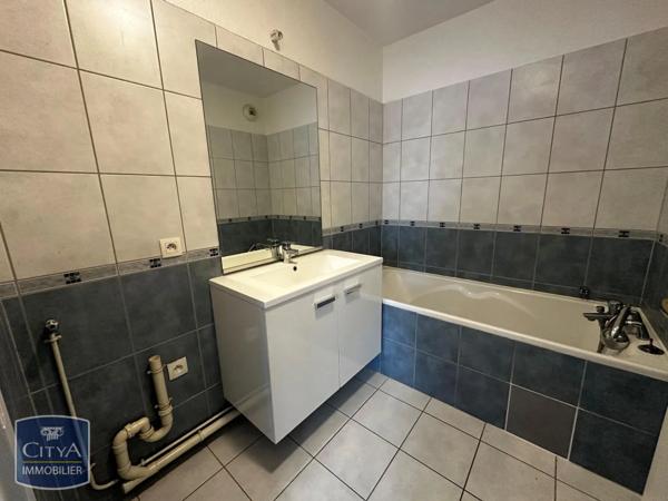 Appartement à louer 2 pièces 53.41m²