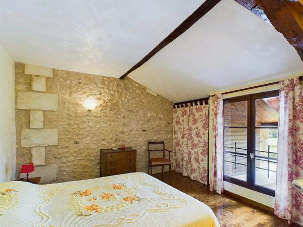 Très grande maison avec potentiel de gîte supplémentaire/terrains à bâtir