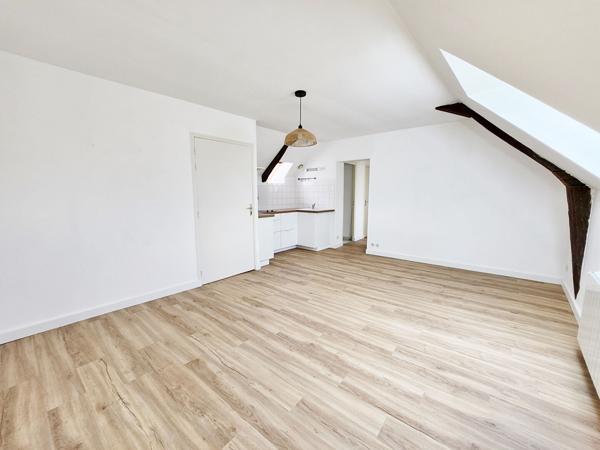 Appartement T2 Ecommoy 1 chambre