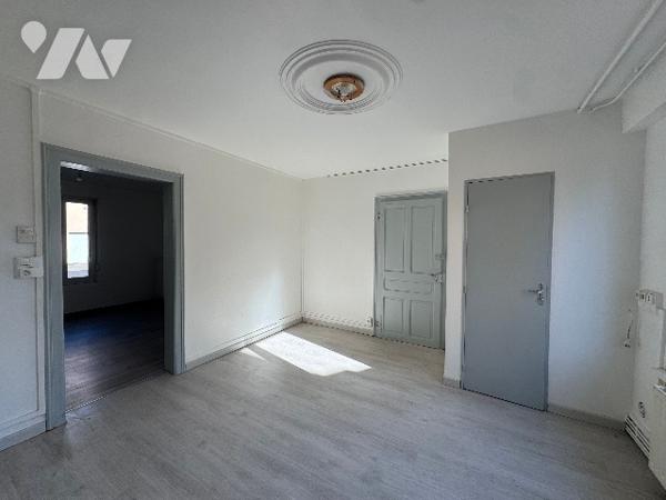 APPARTEMENT REZ-DE-CHAUSSEE 75,24 m2 VELENTIGNEY