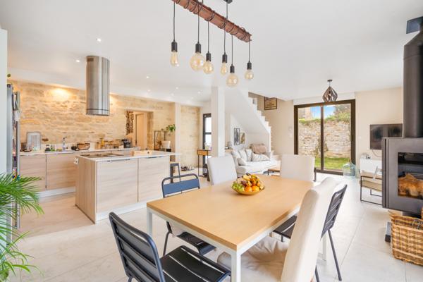 Magny-en-Vexin (95420) Maison - 4 chambres - Grand jardin - Assainissement conforme