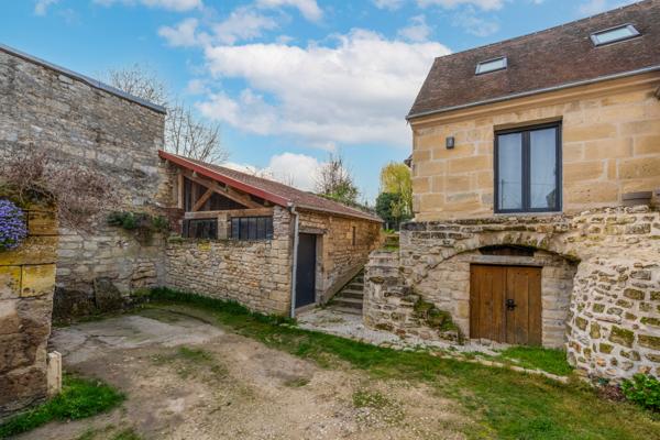 Magny-en-Vexin (95420) Maison - 4 chambres - Grand jardin - Assainissement conforme