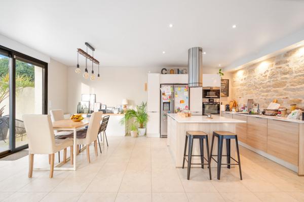 Magny-en-Vexin (95420) Maison - 4 chambres - Grand jardin - Assainissement conforme