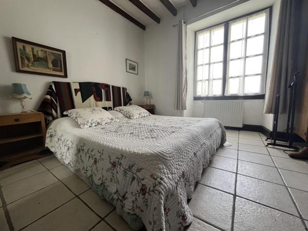 Maison à vendre |  Castelnaud-de-Gratecambe |  7 pièces | 242 m²