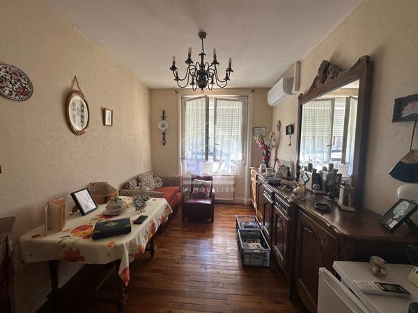 CHATEAUROUX - Maison 2 chambres - sous-sol- Jardin