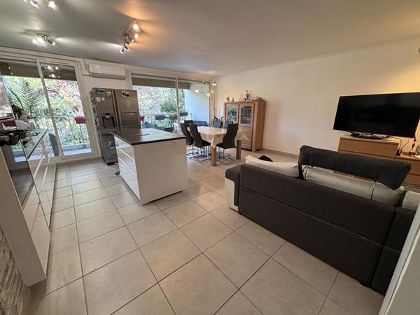A vendre, Appartement Marseille 13012 3 pièces 66 m² Le Clos des Orfeuilles