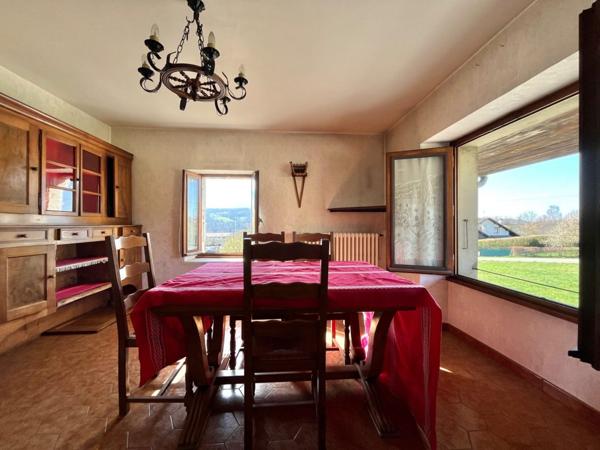 CE BIEN EST SOUS OFFRE ! GROISY CENTRE / SPACIEUX T4 DE 84 M² A