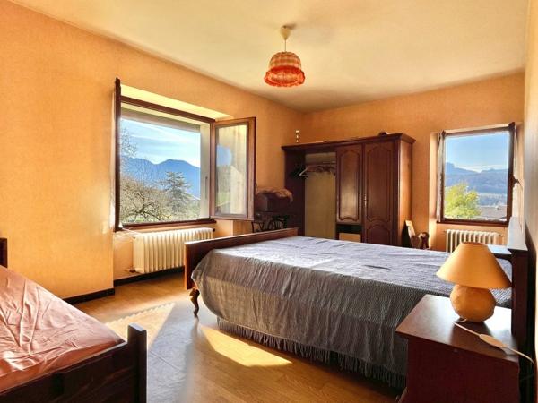 CE BIEN EST SOUS OFFRE ! GROISY CENTRE / SPACIEUX T4 DE 84 M² A