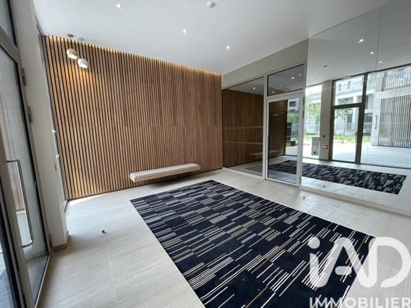 Location studio 34 m² Bobigny