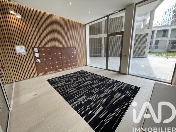 Location studio 34 m² Bobigny