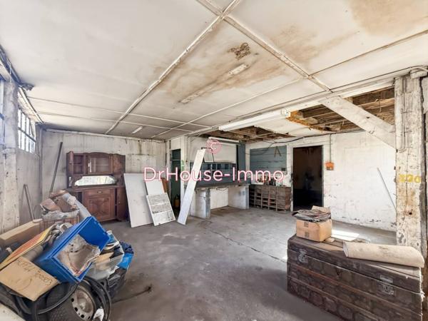 Loft / Atelier à vendre de 200 m²