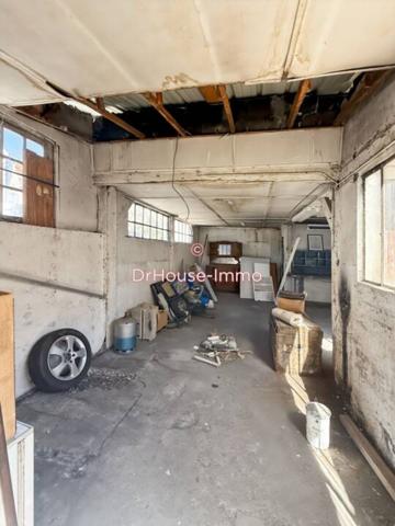 Loft / Atelier à vendre de 200 m²