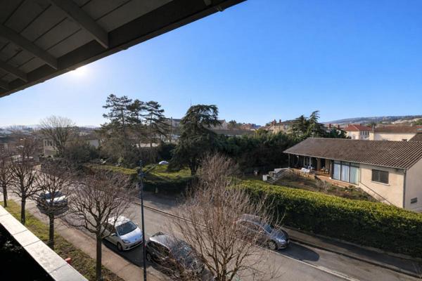 ANSE. appartement dernier étage 4 pièces 87m2, avec terrasse et garage, état nickel !