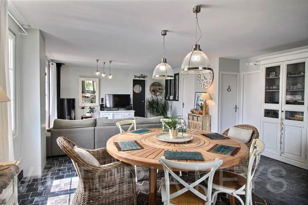 Maison à vendre avec piscine - Rivedoux-Plage.