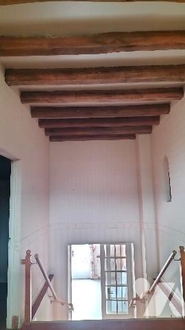 L' étude Notariale vous propose cette maison toute proche de Courtenay (45) avec vue dégagée.