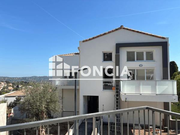 Location Appartement 3 pièces 64.8 m² - 36 AVENUE FREDERIC MISTRAL Grasse 06130